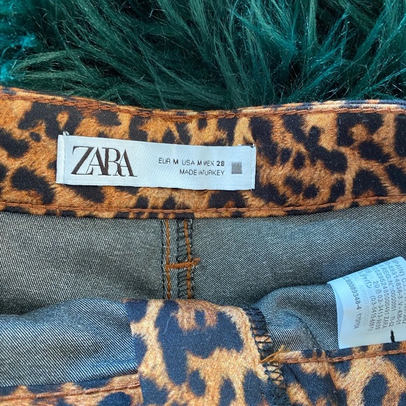 Leopard print zara shorts! Never worn - Picture 2 of 3